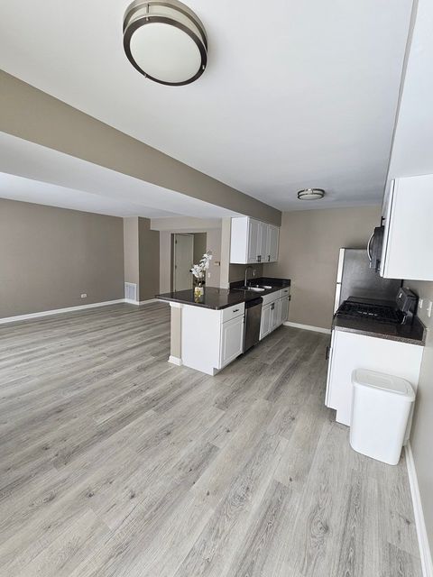 Tiny photo for 44 E Shagbark Lane, Streamwood, IL 60107 (MLS # 12529815)