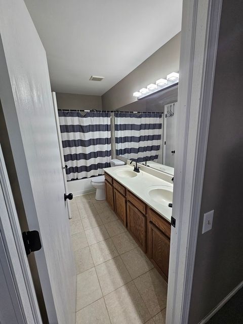 Tiny photo for 44 E Shagbark Lane, Streamwood, IL 60107 (MLS # 12529815)