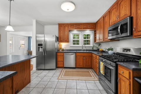 Tiny photo for 2324 15th Avenue, Moline, IL 61265 (MLS # 12730850)