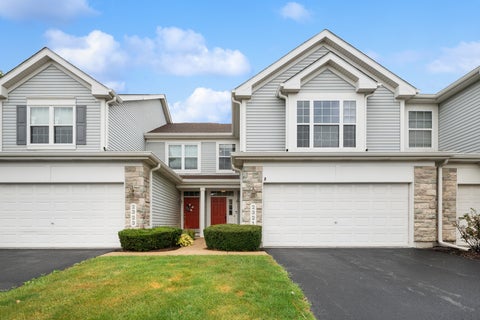 Photo of 2321 GEORGETOWN Circle #2321, Aurora, IL 60503 (MLS # 12752985)