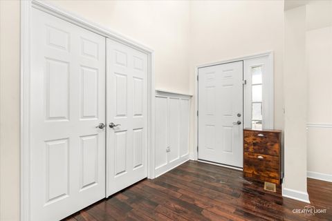 Tiny photo for 200 Redding Court, Oswego, IL 60543 (MLS # 12557256)