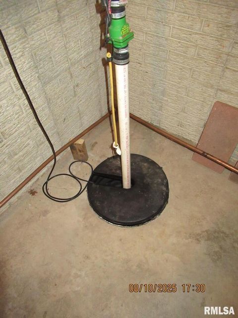 Tiny photo for 303 W BROADWAY Street, Stanwood, IA 52337 (MLS # QC4268538)