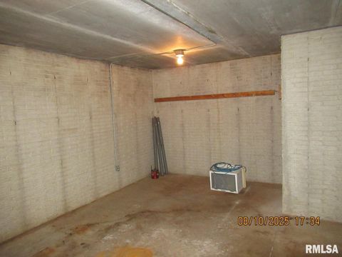 Tiny photo for 303 W BROADWAY Street, Stanwood, IA 52337 (MLS # QC4268538)