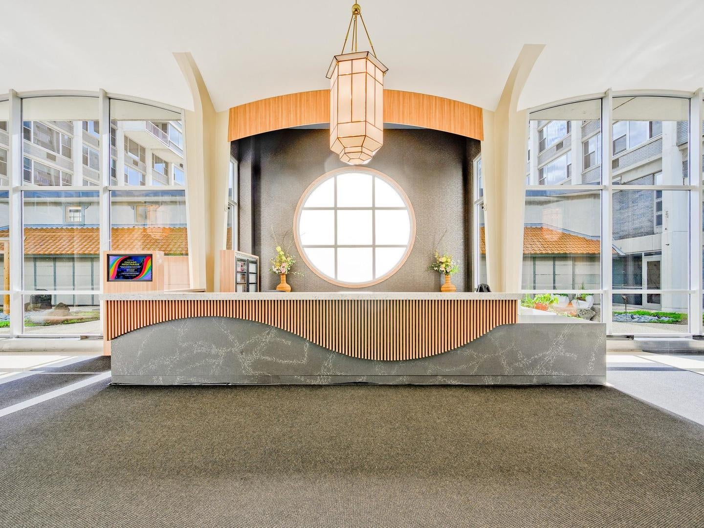 4250 N Marine Drive 911