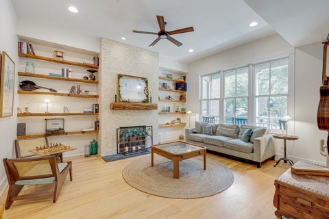 Tiny photo for 2347 N Geneva Terrace, Chicago, IL 60614 (MLS # 12724964)