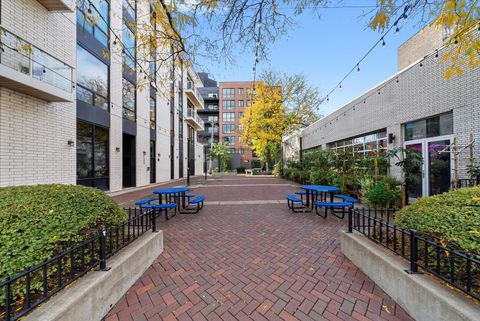 Tiny photo for 1258 N Milwaukee Avenue #3N, Chicago, IL 60622 (MLS # 12500875)