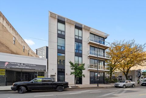 Tiny photo for 1258 N Milwaukee Avenue #3N, Chicago, IL 60622 (MLS # 12500875)