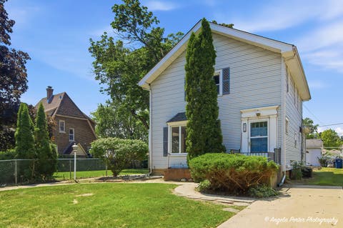Tiny photo for 602 Judge Avenue, Waukegan, IL 60085 (MLS # 12722663)