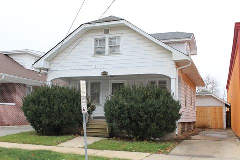 Photo of 466 Hinman Street, Aurora, IL 60505 (MLS # 12526649)