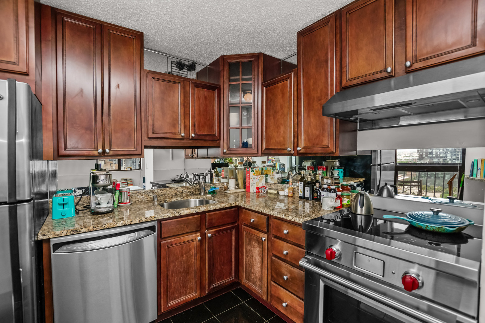 33 W Delaware Place 22J