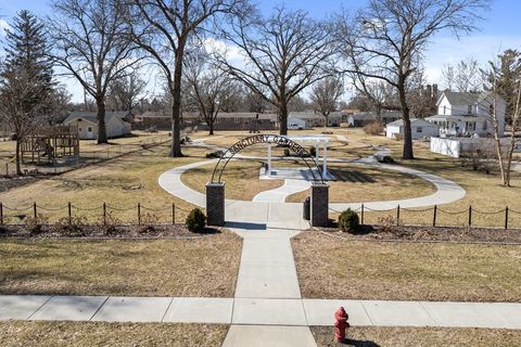 Tiny photo for 314 W Franklin Street, Eldridge, IA 52748 (MLS # 12591177)