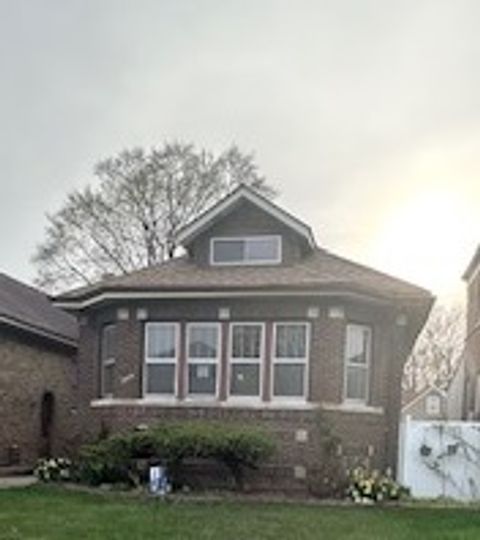8518 S Dante Avenue Chicago IL 60619