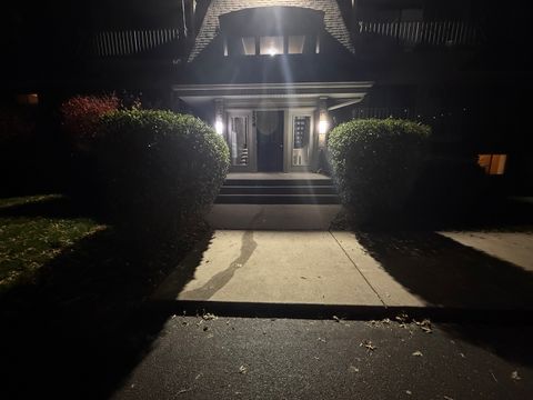 154 E Bailey Road G Naperville IL 60565