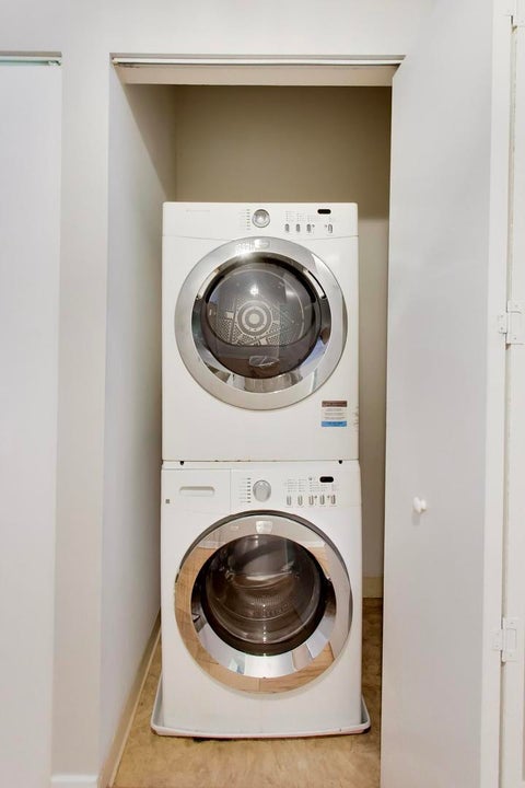Tiny photo for 320 E 21st Street #406, Chicago, IL 60616 (MLS # 12788517)