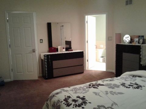 Tiny photo for 121 Chatsworth Circle, Schaumburg, IL 60194 (MLS # 12378775)