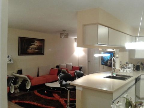 Tiny photo for 121 Chatsworth Circle, Schaumburg, IL 60194 (MLS # 12378775)