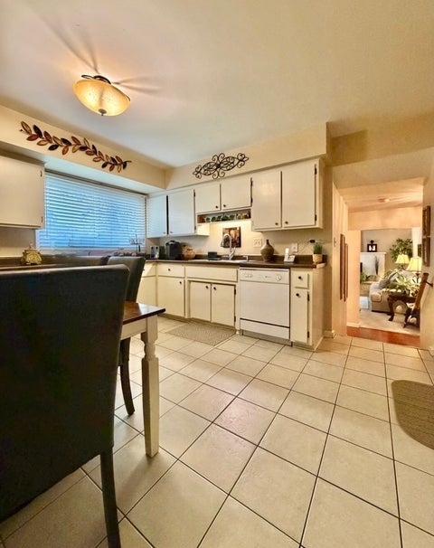 Tiny photo for 2724 Hyde Park Avenue, Waukegan, IL 60085 (MLS # 12725180)