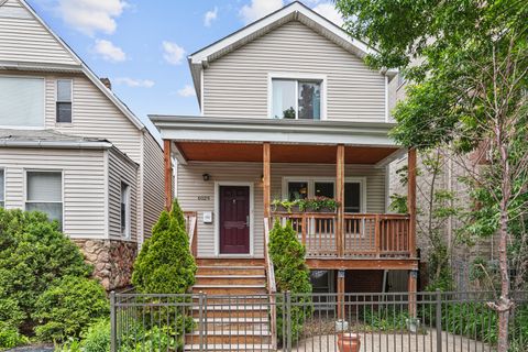 6029 N Ridge Avenue Chicago IL 60660