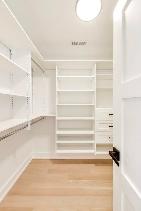 Tiny photo for Elmhurst, IL 60126 (MLS # 12492364)