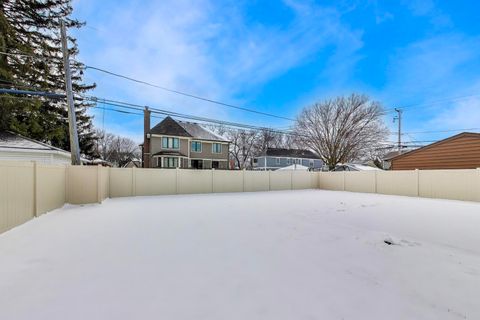 Tiny photo for Elmhurst, IL 60126 (MLS # 12492364)