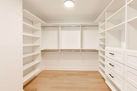 Tiny photo for Elmhurst, IL 60126 (MLS # 12492364)