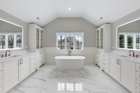 Tiny photo for Elmhurst, IL 60126 (MLS # 12492364)