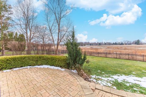 Tiny photo for 6 Stonebrook Court, Bloomington, IL 61704 (MLS # 12526407)