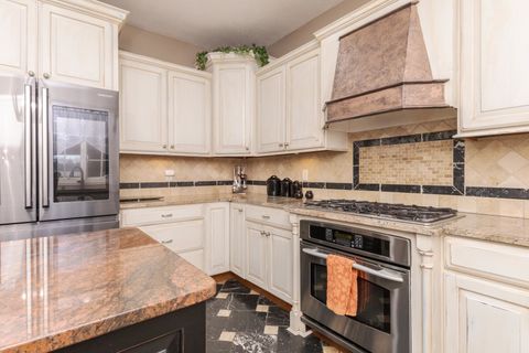 Tiny photo for 6 Stonebrook Court, Bloomington, IL 61704 (MLS # 12526407)