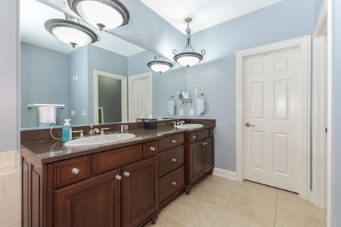 Tiny photo for 6 Stonebrook Court, Bloomington, IL 61704 (MLS # 12526407)