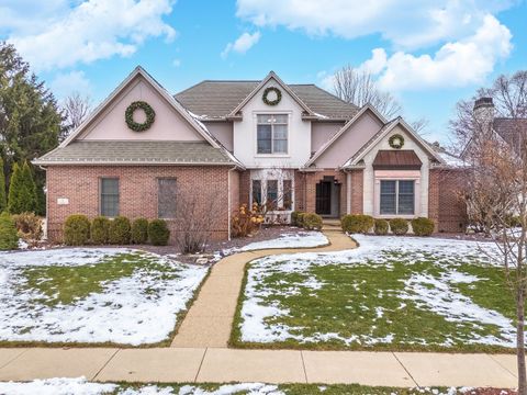 Photo of 6 Stonebrook Court, Bloomington, IL 61704 (MLS # 12526407)