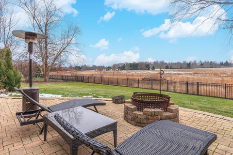 Tiny photo for 6 Stonebrook Court, Bloomington, IL 61704 (MLS # 12526407)