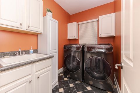 Tiny photo for 6 Stonebrook Court, Bloomington, IL 61704 (MLS # 12526407)