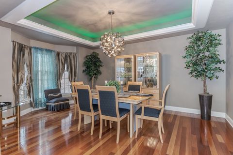 Tiny photo for 6 Stonebrook Court, Bloomington, IL 61704 (MLS # 12526407)