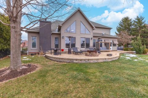 Tiny photo for 6 Stonebrook Court, Bloomington, IL 61704 (MLS # 12526407)