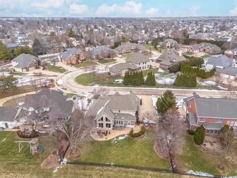 Tiny photo for 6 Stonebrook Court, Bloomington, IL 61704 (MLS # 12526407)