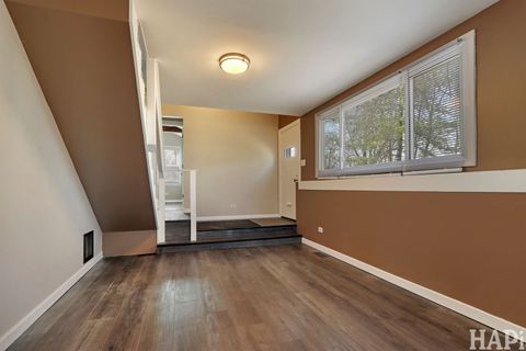 Tiny photo for 41679 N Country Club Drive, Antioch, IL 60002 (MLS # 12596053)