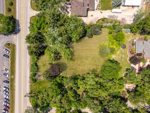 Tiny photo for 3680 Deerfield Road, Riverwoods, IL 60015 (MLS # 12404641)