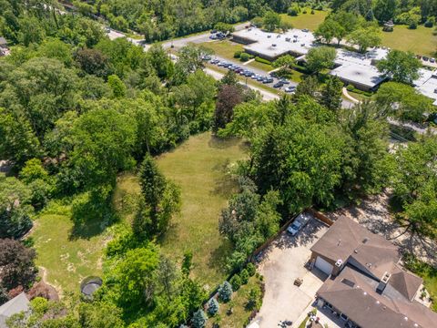 Tiny photo for 3680 Deerfield Road, Riverwoods, IL 60015 (MLS # 12404641)