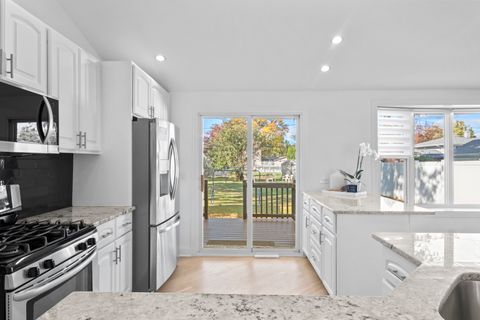 Tiny photo for 10600 S Highland Avenue, Worth, IL 60482 (MLS # 12503825)