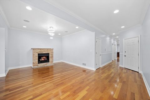 Tiny photo for 1363 E 64th Street #1, Chicago, IL 60637 (MLS # 12519997)