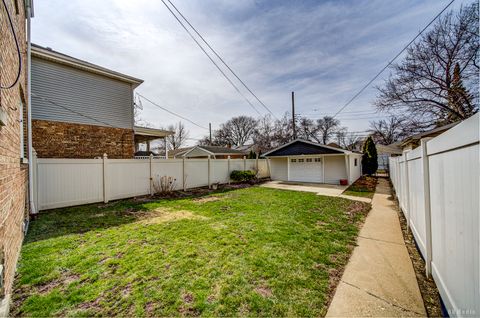 Tiny photo for 10548 S Springfield Avenue, Chicago, IL 60655 (MLS # 12603003)