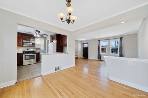 Tiny photo for 10548 S Springfield Avenue, Chicago, IL 60655 (MLS # 12603003)
