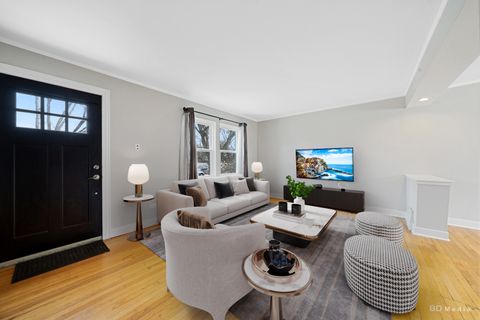 Tiny photo for 10548 S Springfield Avenue, Chicago, IL 60655 (MLS # 12603003)