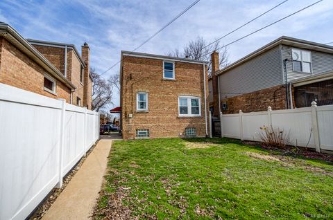Tiny photo for 10548 S Springfield Avenue, Chicago, IL 60655 (MLS # 12603003)