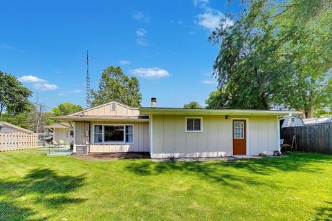 Tiny photo for 3 Seneca Drive, Montgomery, IL 60538 (MLS # 12698587)