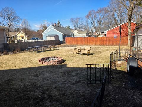 Tiny photo for 427 W Hurlbut Avenue, Belvidere, IL 61008 (MLS # 12574334)