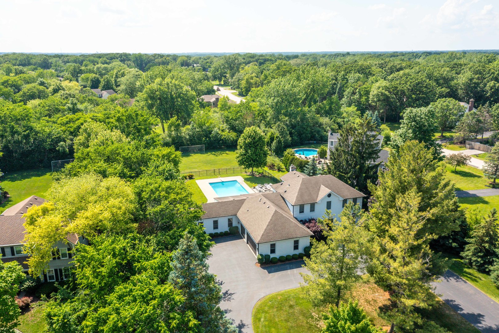 2135 Kenton Lane