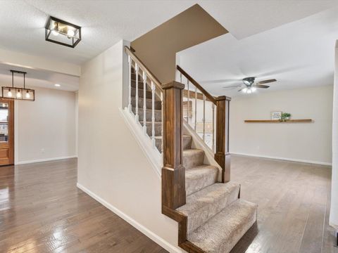 Tiny photo for 5826 Lillie Avenue, Davenport, IA 52806 (MLS # 100000321)