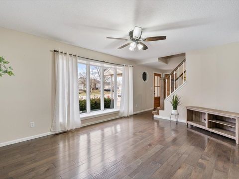 Tiny photo for 5826 Lillie Avenue, Davenport, IA 52806 (MLS # 100000321)