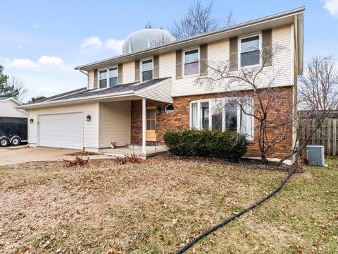 Tiny photo for 5826 Lillie Avenue, Davenport, IA 52806 (MLS # 100000321)